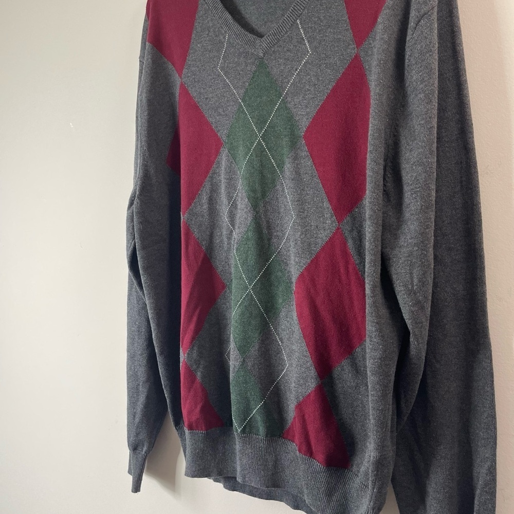 Jos. A. Bank Gray V-Neck Sweater with Red and Green Argyle - Picture 4 of 7